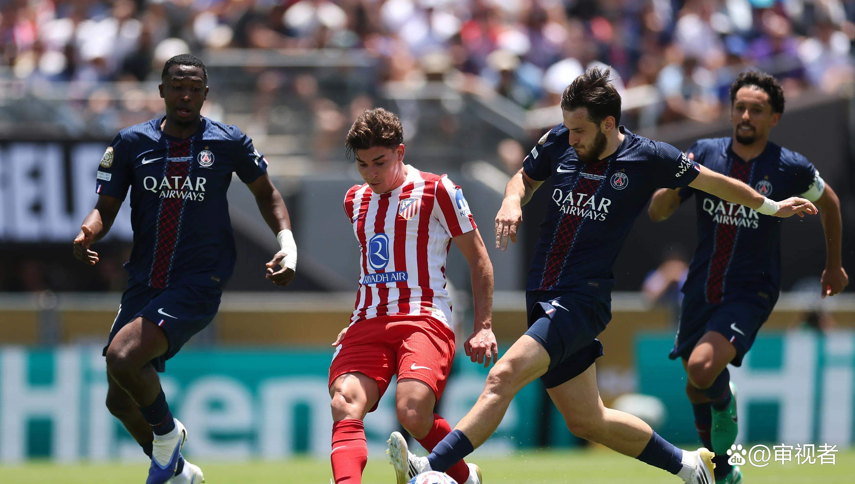 巴黎主场大胜,继续领跑榜首 巴黎主场大胜,继续领跑榜首