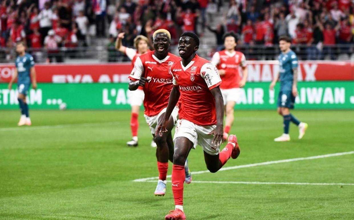 包含蒙彼利埃客场击败梅斯，获得关键三分的词条