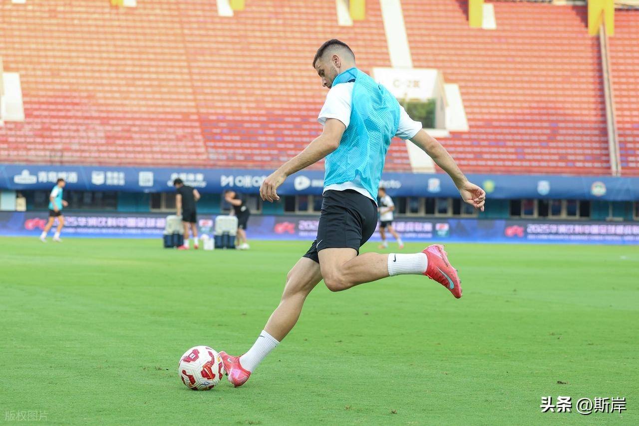 爱游戏体育-大连一方客场不敌江苏苏宁，遭遇连败的简单介绍