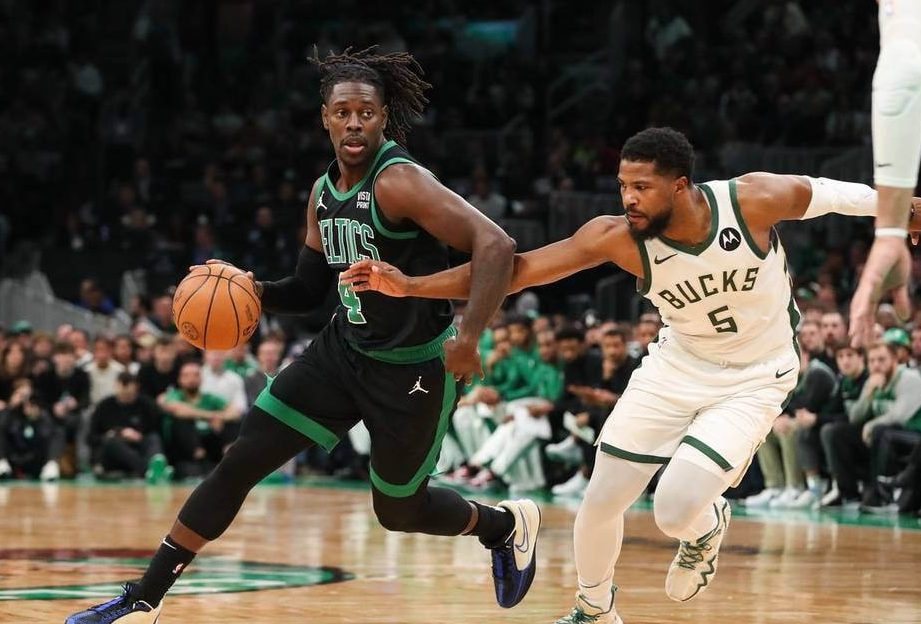 AYX体育赛事-关于墨西哥男篮绝地反击尼克斯，利拉德三分雨点燃全场的信息